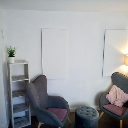 Gemuetliche 1 Zimmer Ferienwohnung Ludwigsburg Buitenkant foto