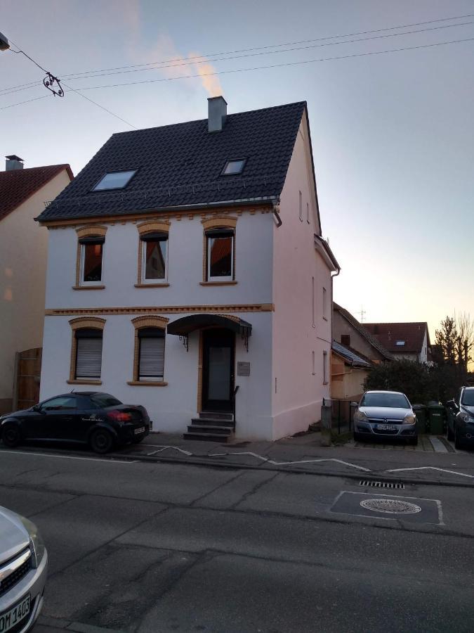 Gemuetliche 1 Zimmer Ferienwohnung Ludwigsburg Buitenkant foto