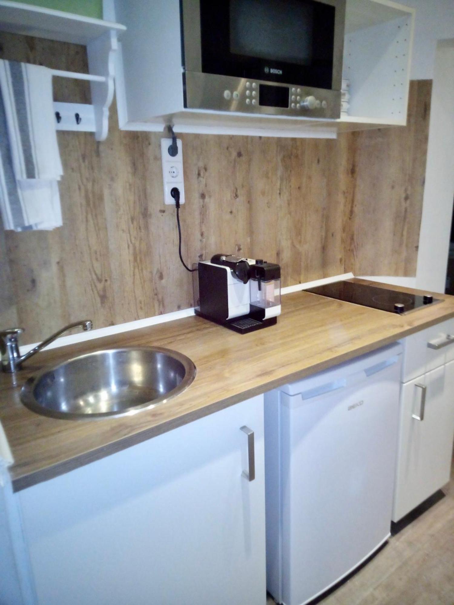 Gemuetliche 1 Zimmer Ferienwohnung Ludwigsburg Buitenkant foto